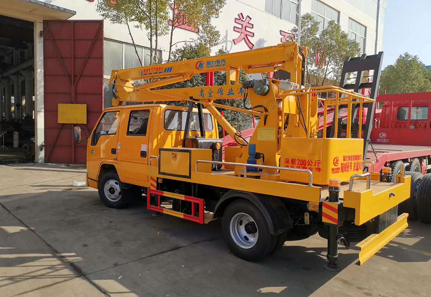 江鈴順達(dá)藍(lán)牌高空作業(yè)車圖片